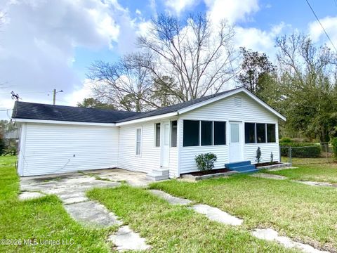 Homes For Sale - 149 Grover Barrett Road<br/> Picayune, MS 39466