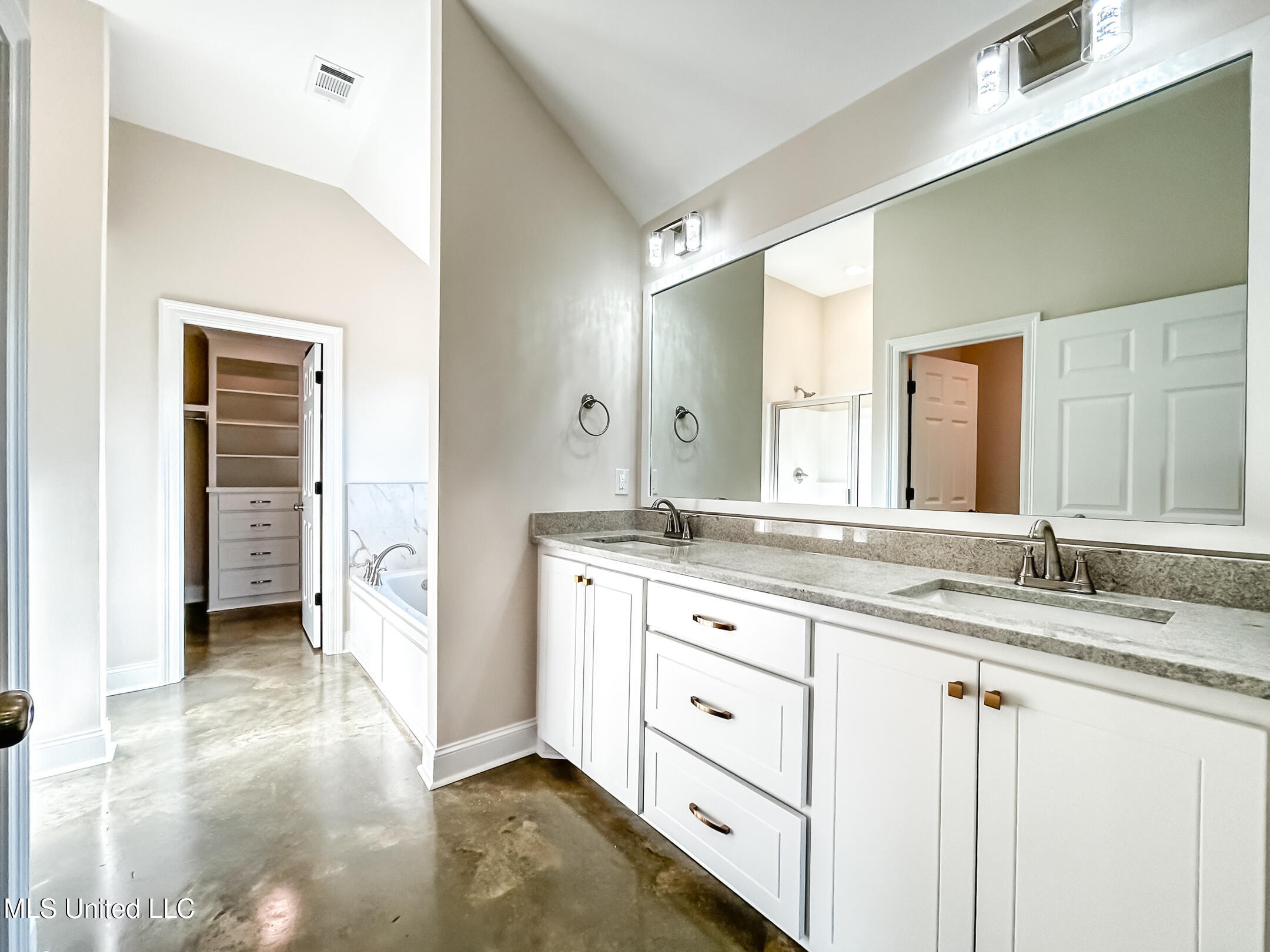 126 Jody Drive, Canton, Mississippi image 10