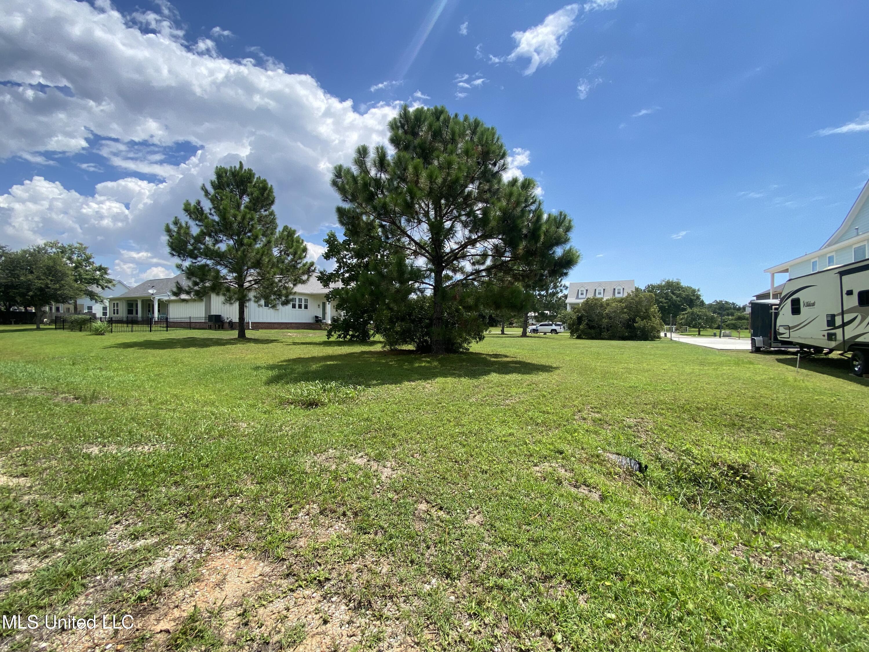 121 Sea Oaks Boulevard, Long Beach, Mississippi image 3