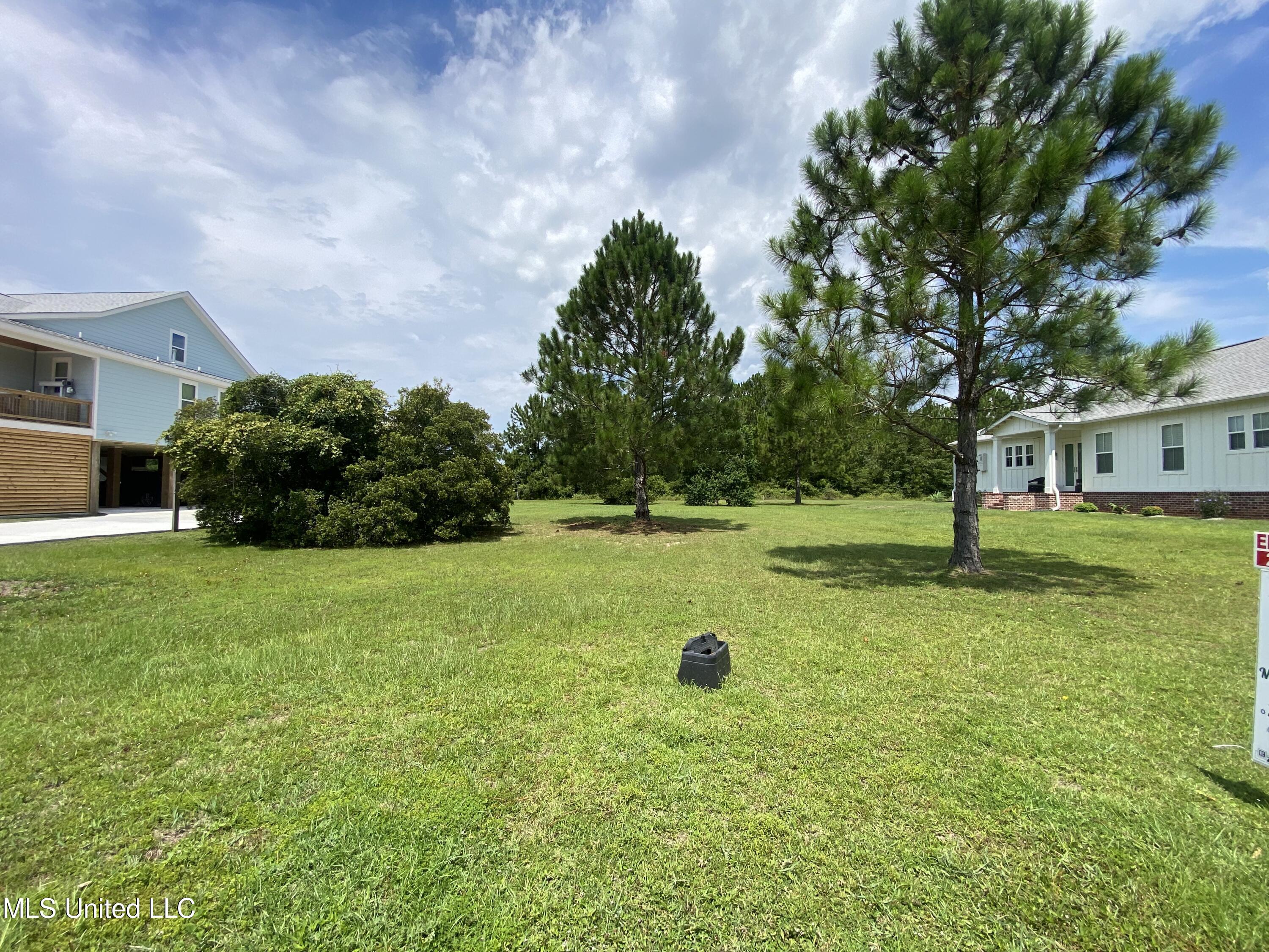 121 Sea Oaks Boulevard, Long Beach, Mississippi image 1