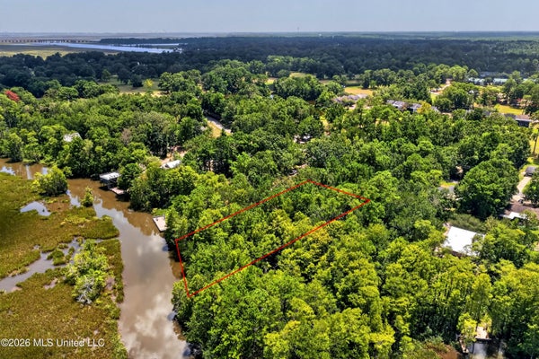 ENARC DR, GAUTIER, MS 39553 - Image 253d759ab4e856ee79f369e0b06bb4b5/1906774706