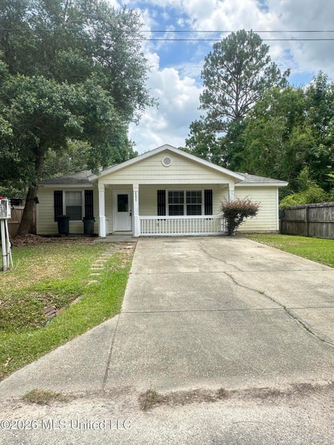 Homes For Sale - 6095 W Carroll Street<br/> Hancock County, Bay Saint Louis, MS 39520
