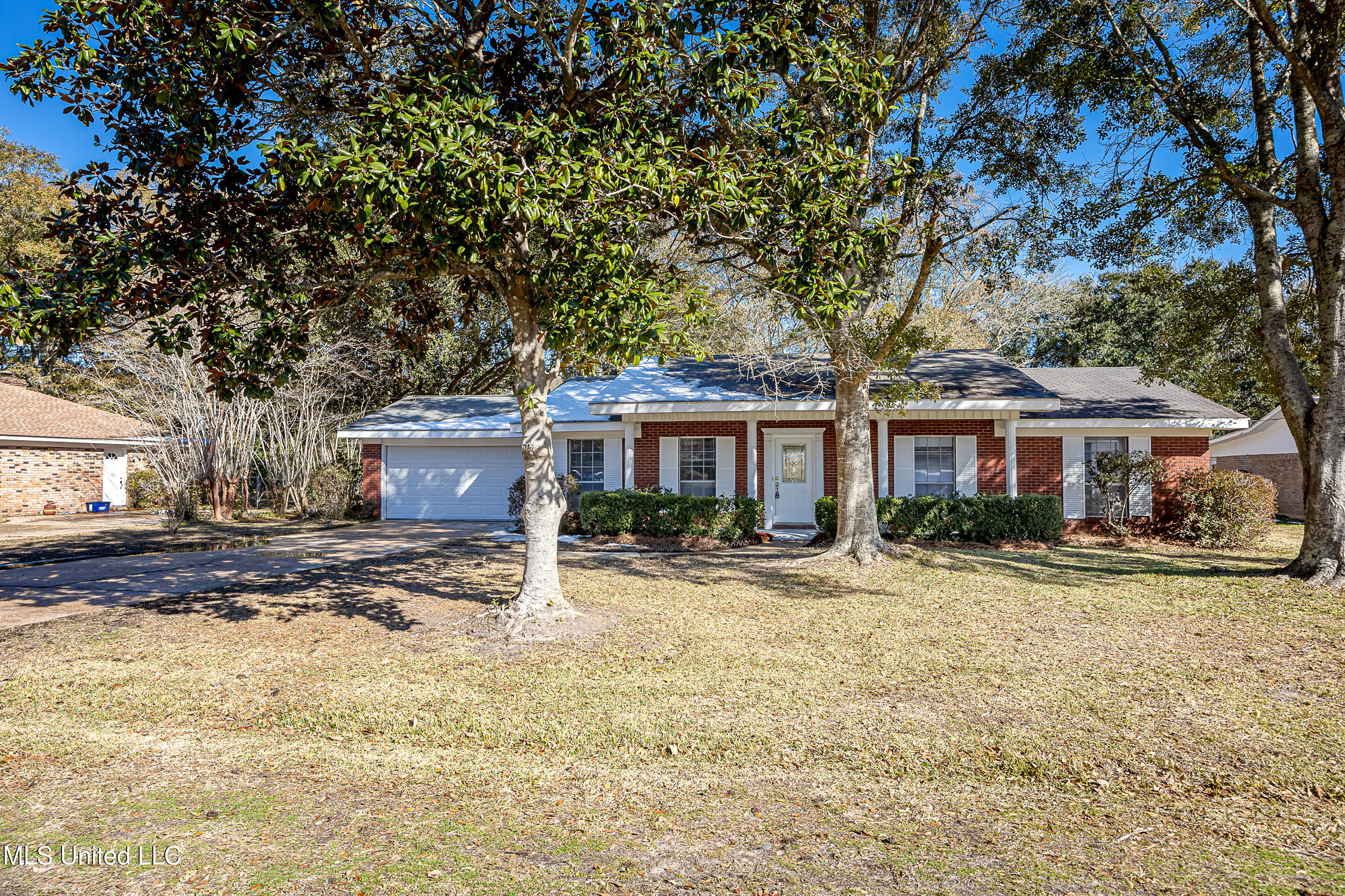 1508 Seacliffe Drive, Gautier, Mississippi image 1