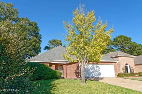 Homes For Sale - 902 Oak Trail Trl<br/> Canton, MS 39046