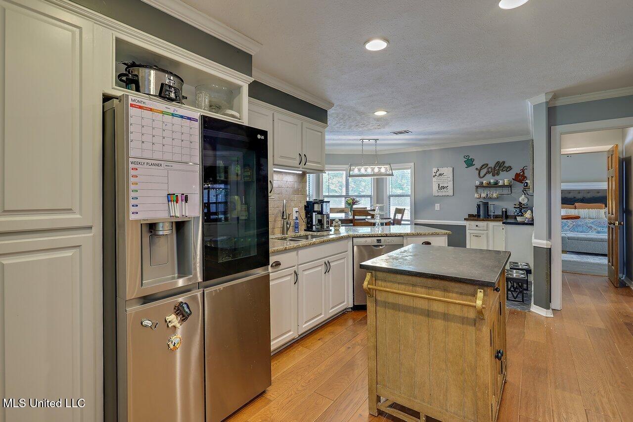 306 Swallow Drive, Brandon, Mississippi image 12