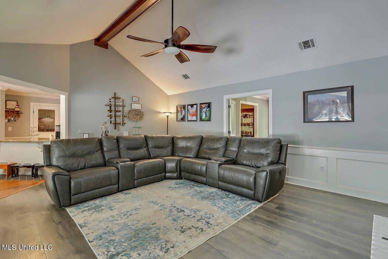 306 Swallow Drive, Brandon, Mississippi image 9