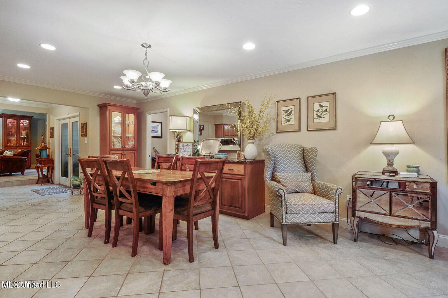 2 Shady Side Circle, Gulfport, Mississippi image 11