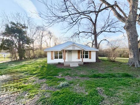 Homes For Sale - 192 Jarrott Street<br/> Marshall County, Holly Springs, MS 38635