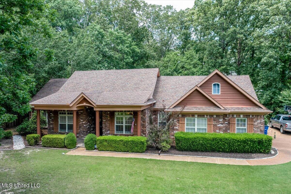 6268 Spring Crossing, Olive Branch, Mississippi image 2