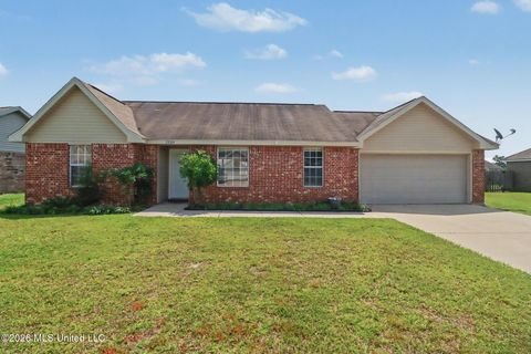 Homes For Sale - 2024 Irma Circle<br/> Jackson County, Ocean Springs, MS 39564