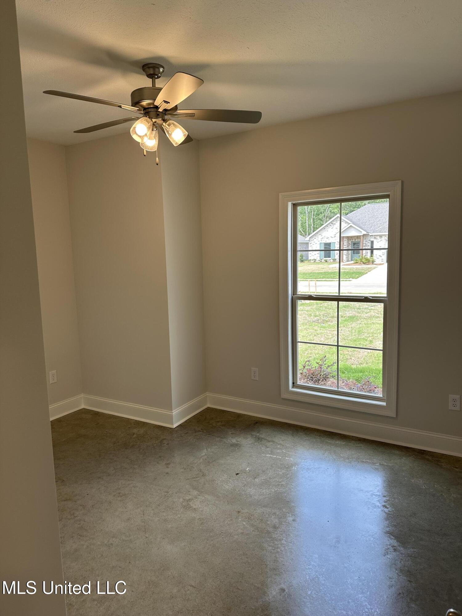967 Riverside Lane, Pearl, Mississippi image 7