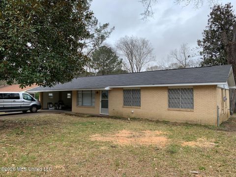 Homes For Sale - 1066 Branch Street<br/> Jackson, MS 39212