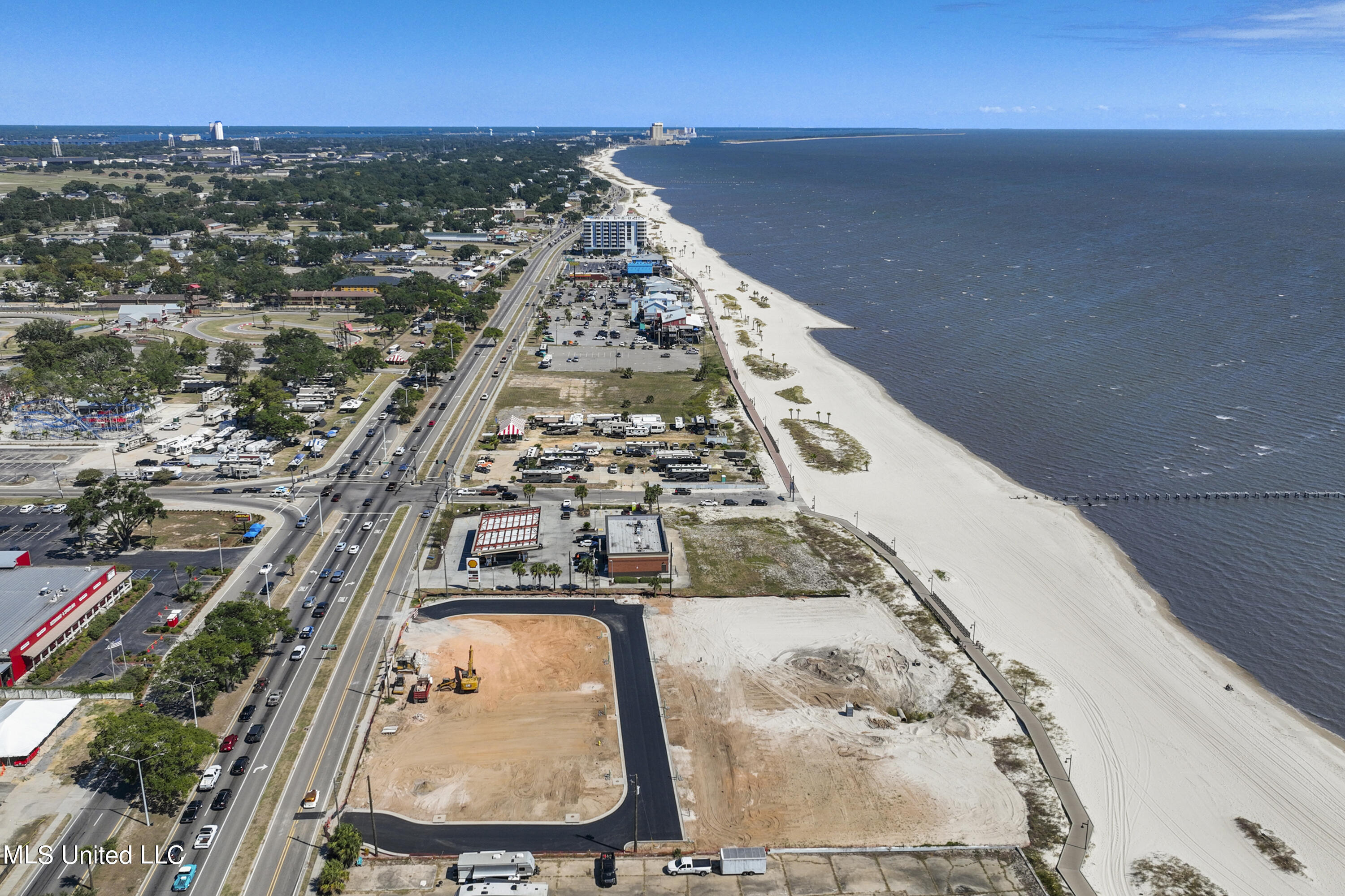 1851 Beach Boulevard, Biloxi, Mississippi image 3