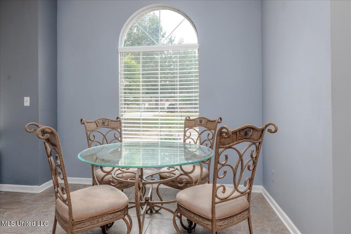 856 Keebler Drive, Southaven, Mississippi image 10