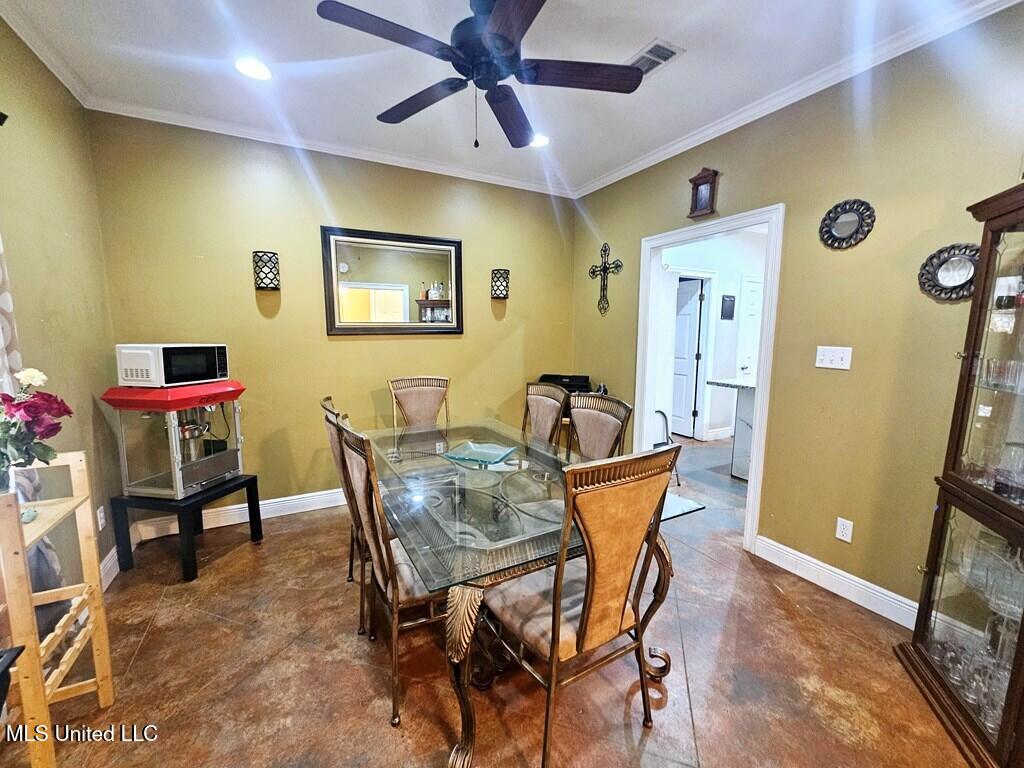 910 Old Spanish Trail Trail, Waveland, Mississippi image 8