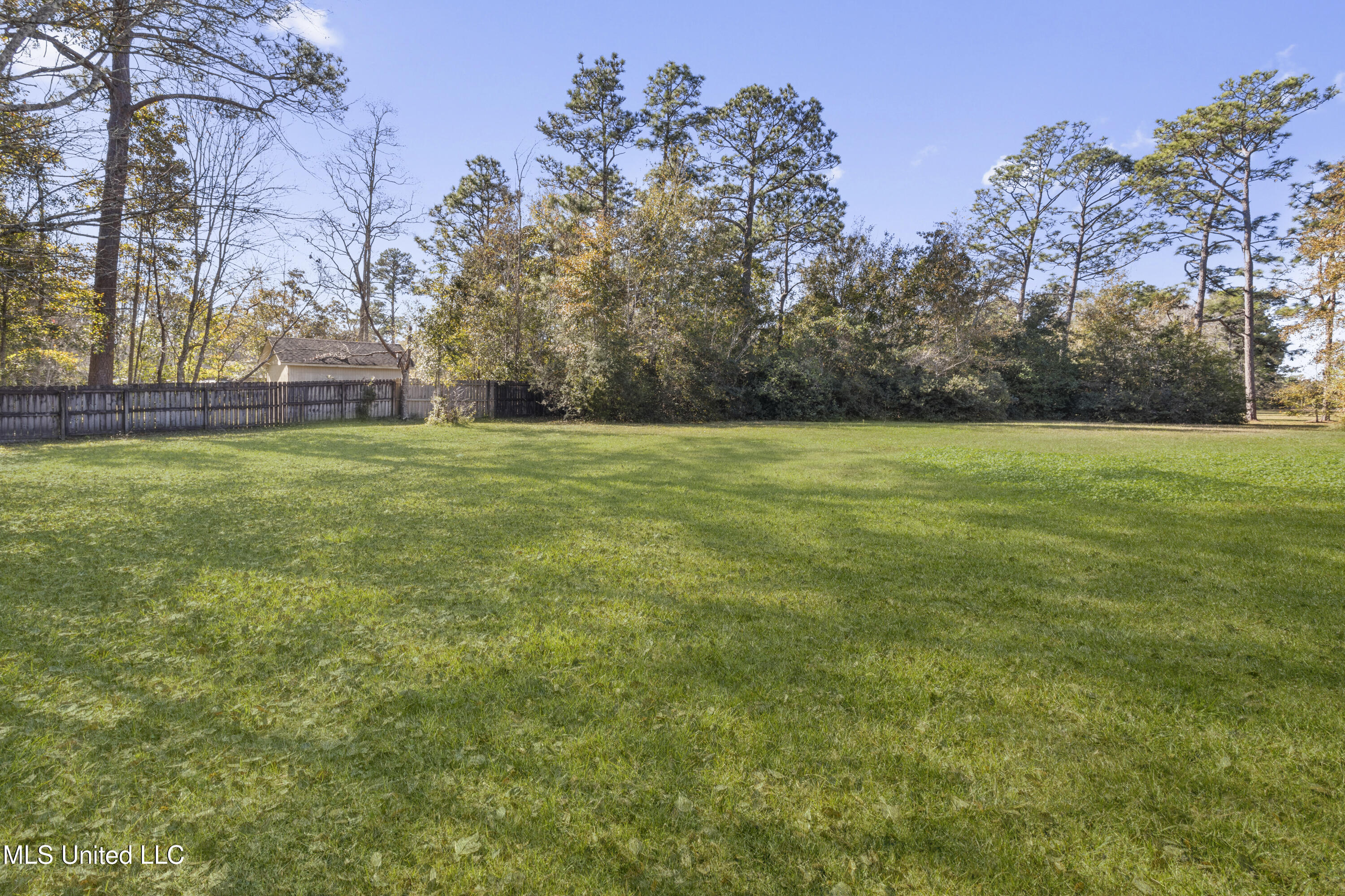 6 Davis Bayou Road, Ocean Springs, Mississippi image 34