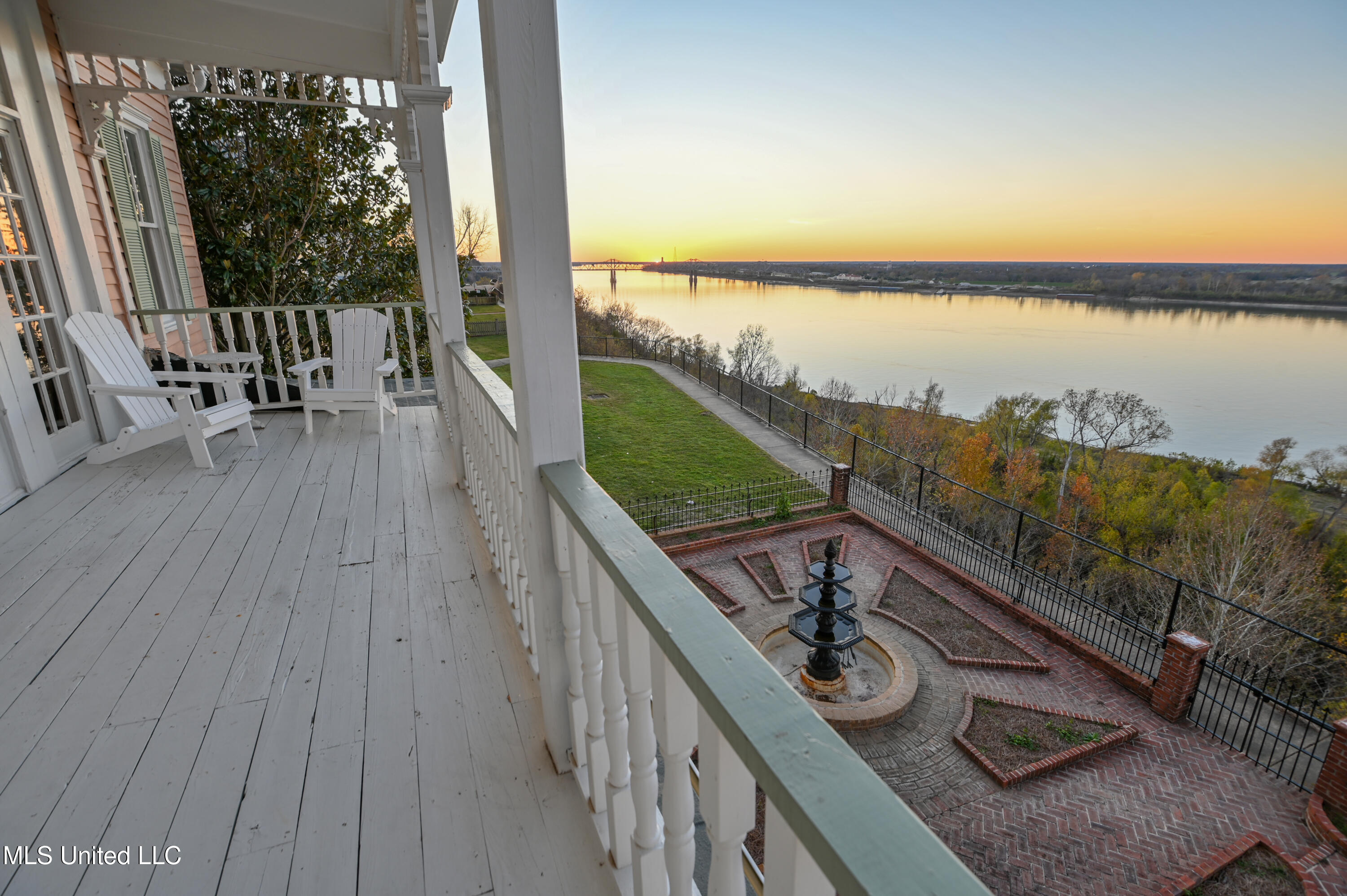 211 Clifton Avenue, Natchez, Mississippi image 31