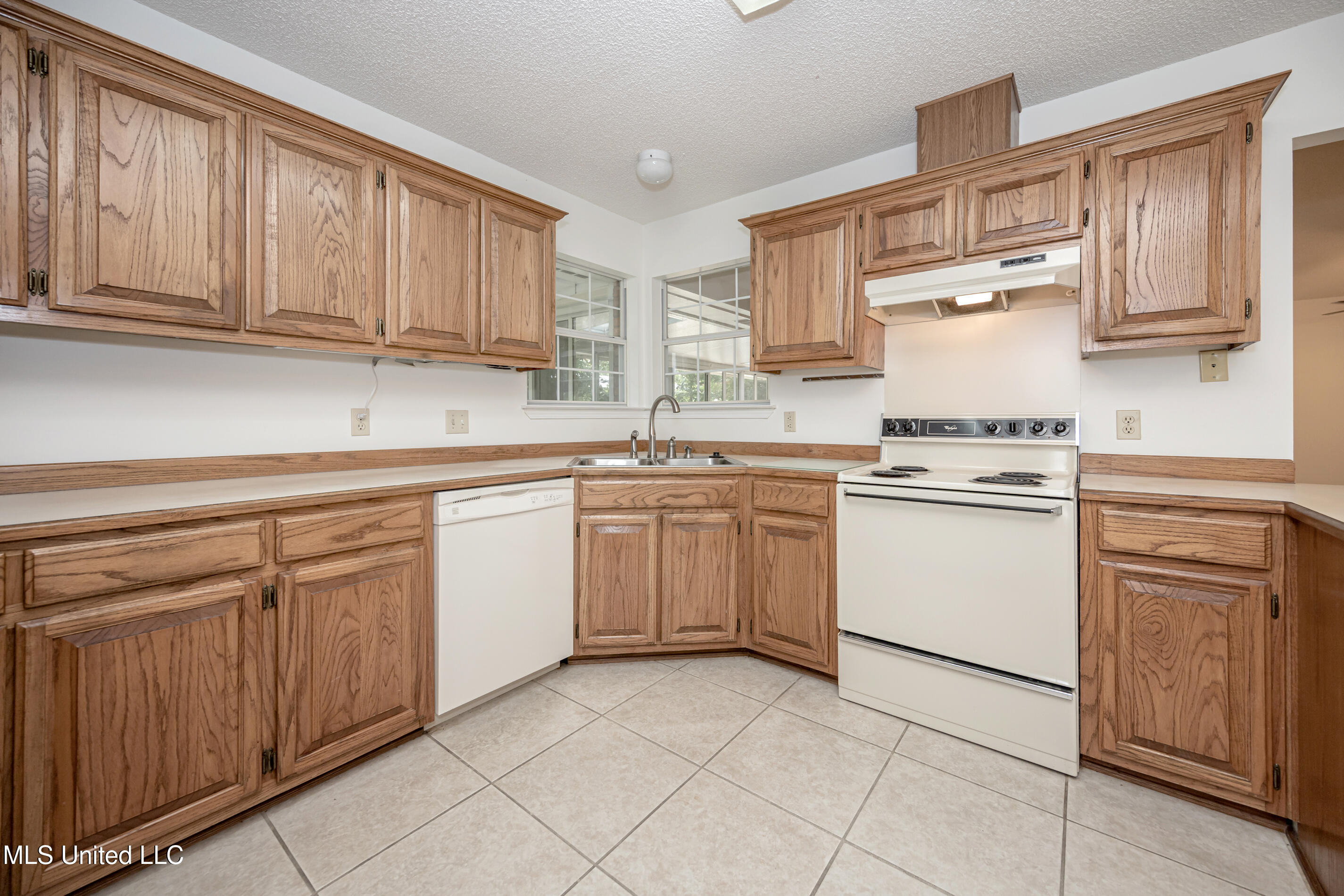 108 Water Oaks Cove, Ocean Springs, Mississippi image 24