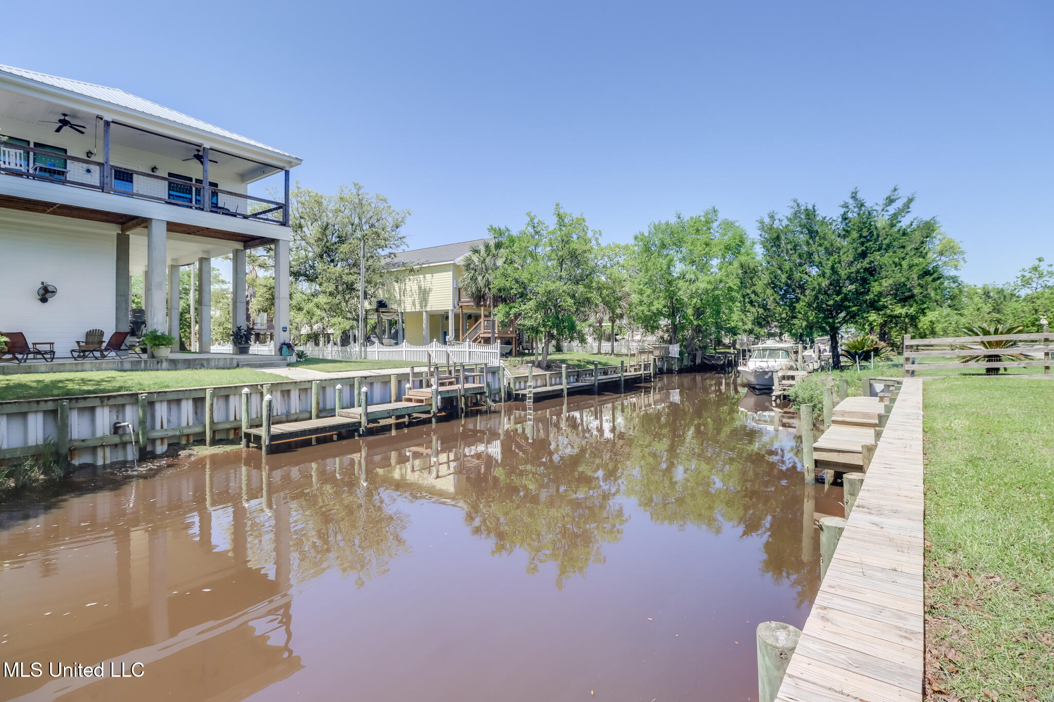 64 Fiber Street, Bay Saint Louis, Mississippi image 8