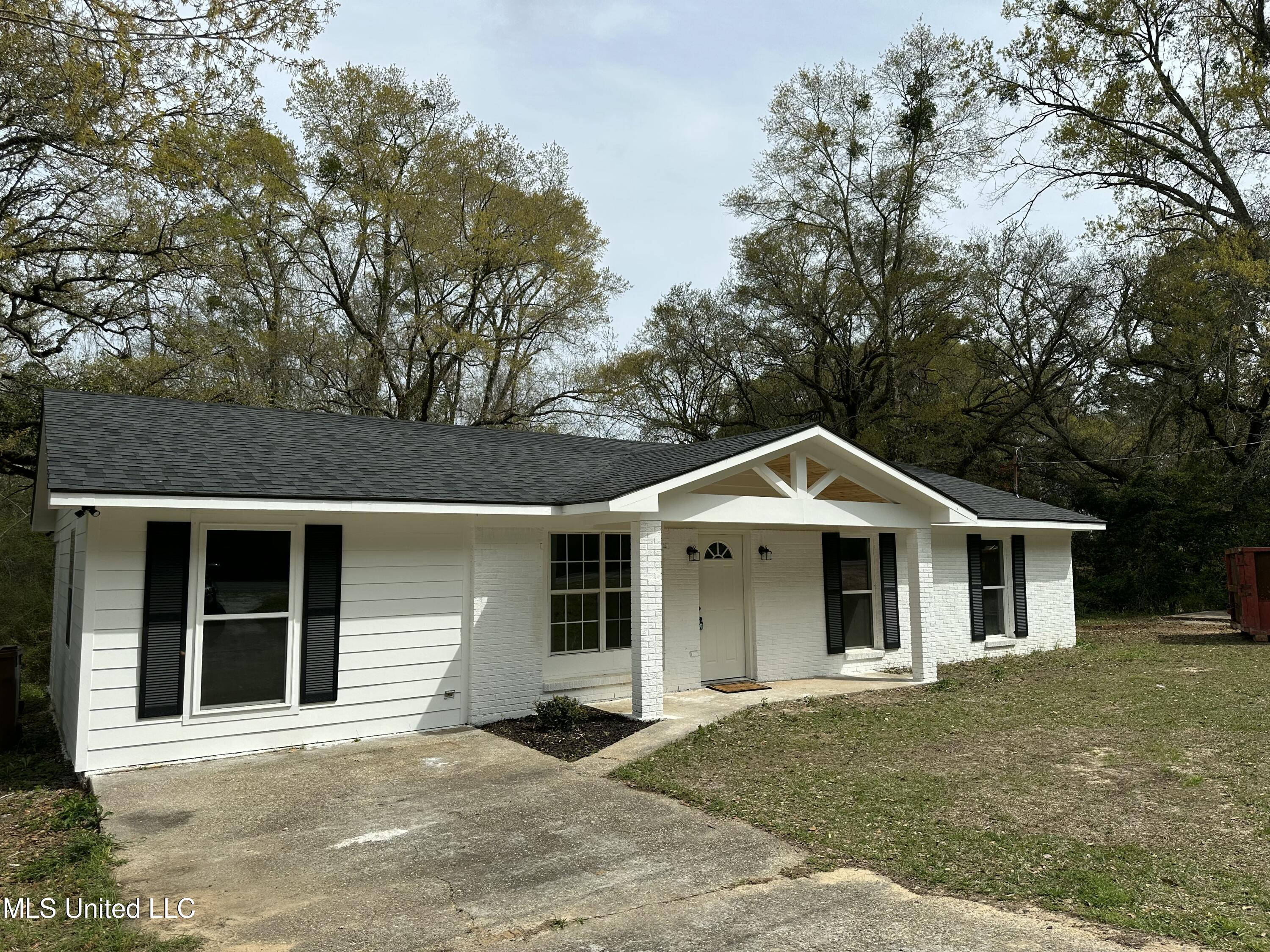 7260 Lobouy Road, Pass Christian, Mississippi image 2