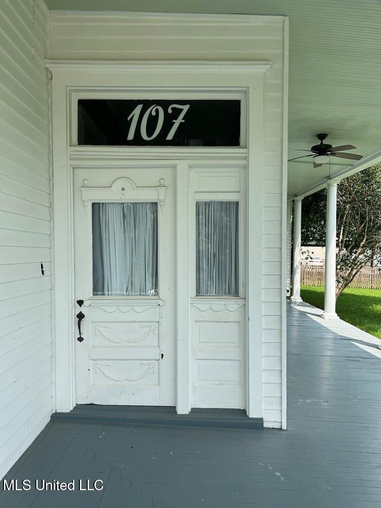 107 Arlington Avenue, Natchez, Mississippi image 2