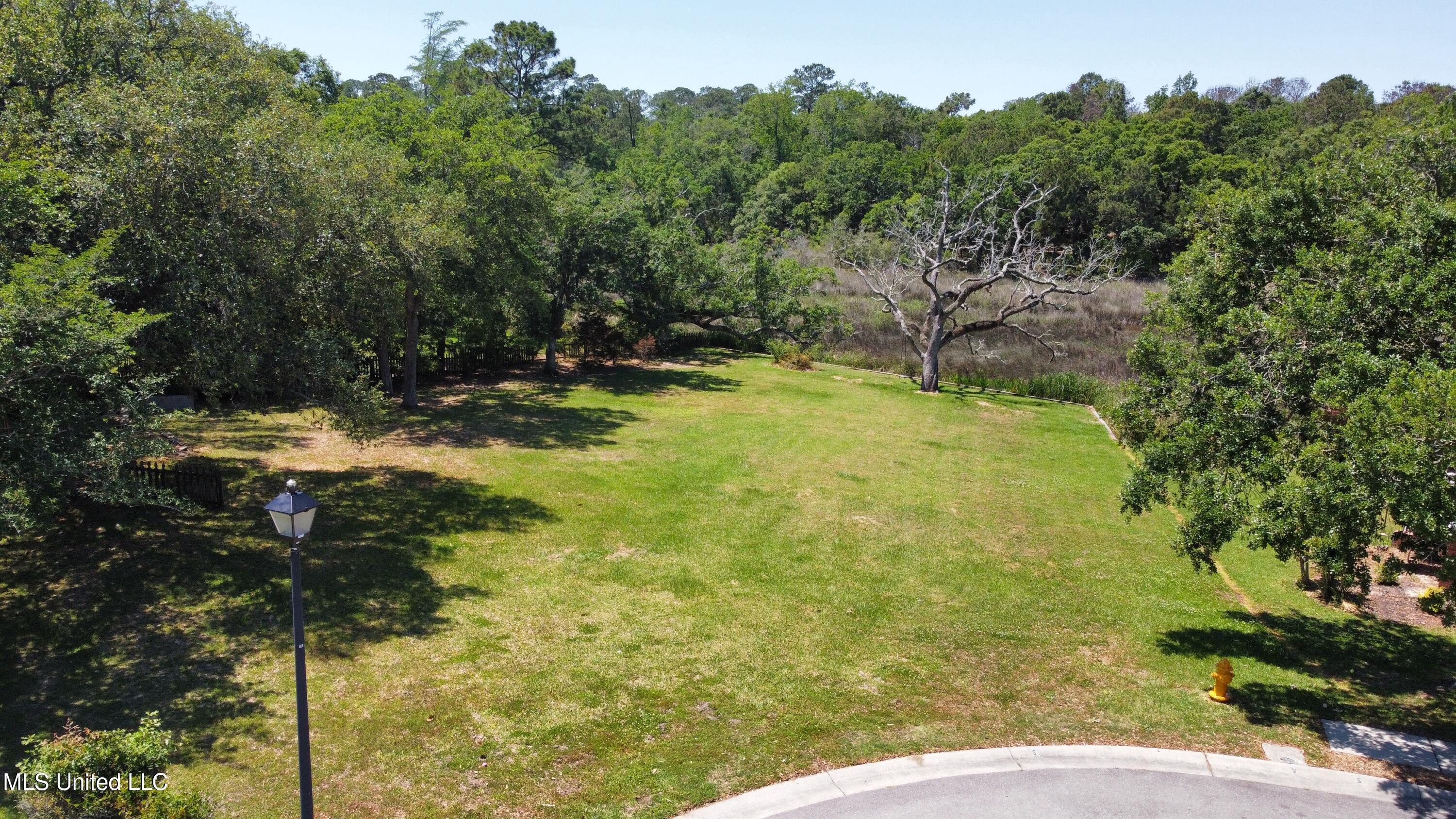 Lot 21 Channel Place, Biloxi, Mississippi image 2