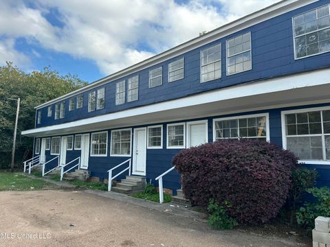 Homes For Sale - 1101 1st North Street<br/> Warren County, Vicksburg, MS 39183