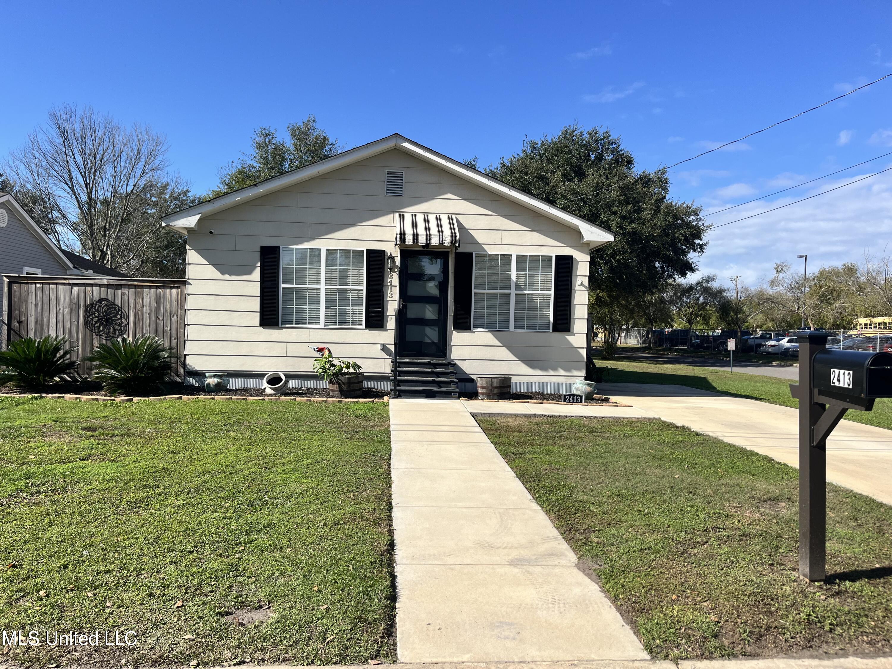 2413 8th Street, Pascagoula, Mississippi image 1