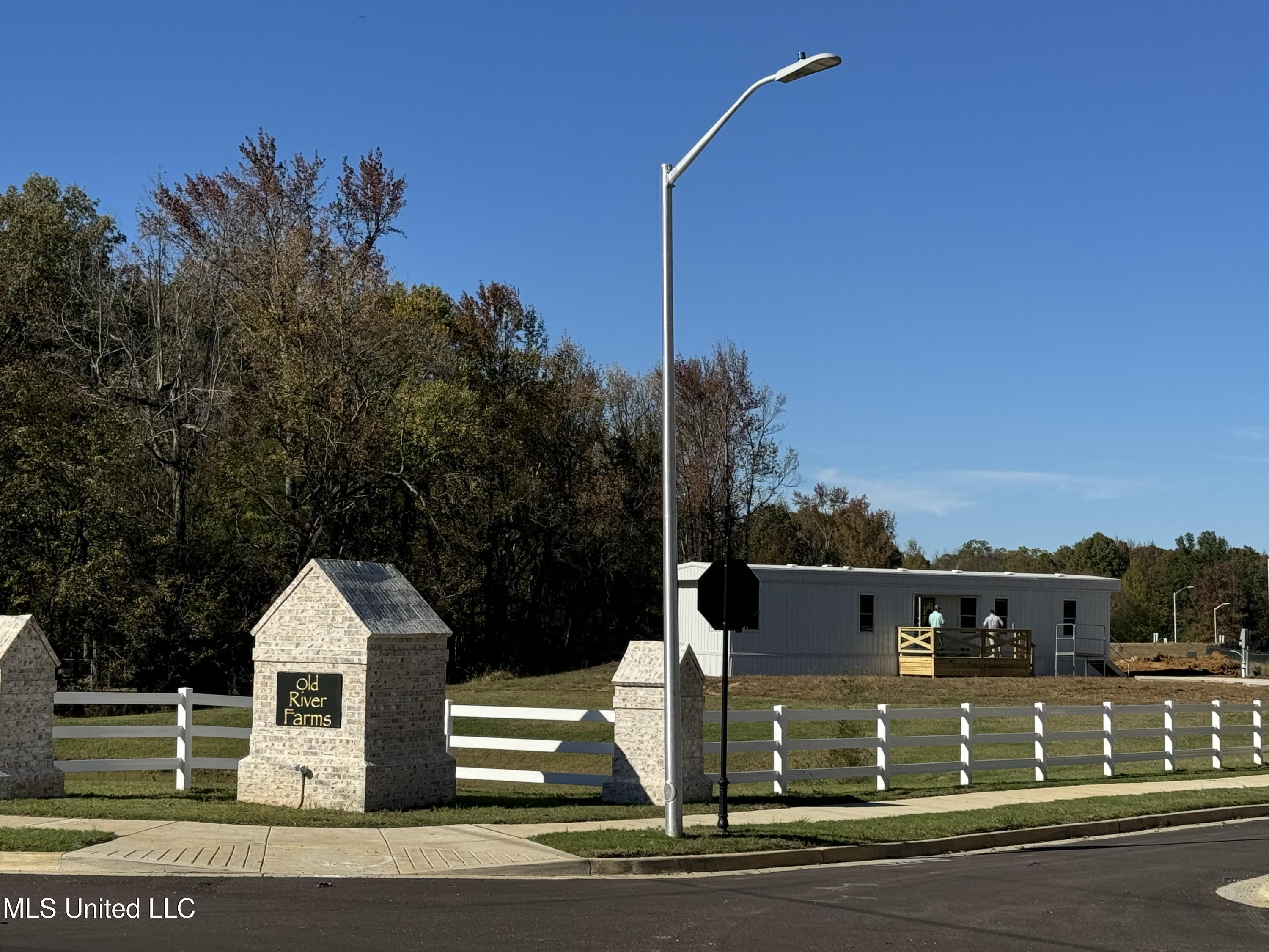 4269 W Olivia Circle, Olive Branch, Mississippi image 8