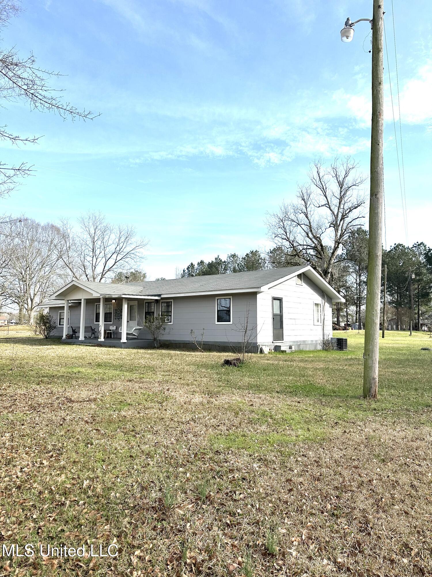3575 Smith County Road 110, Magee, Mississippi image 2