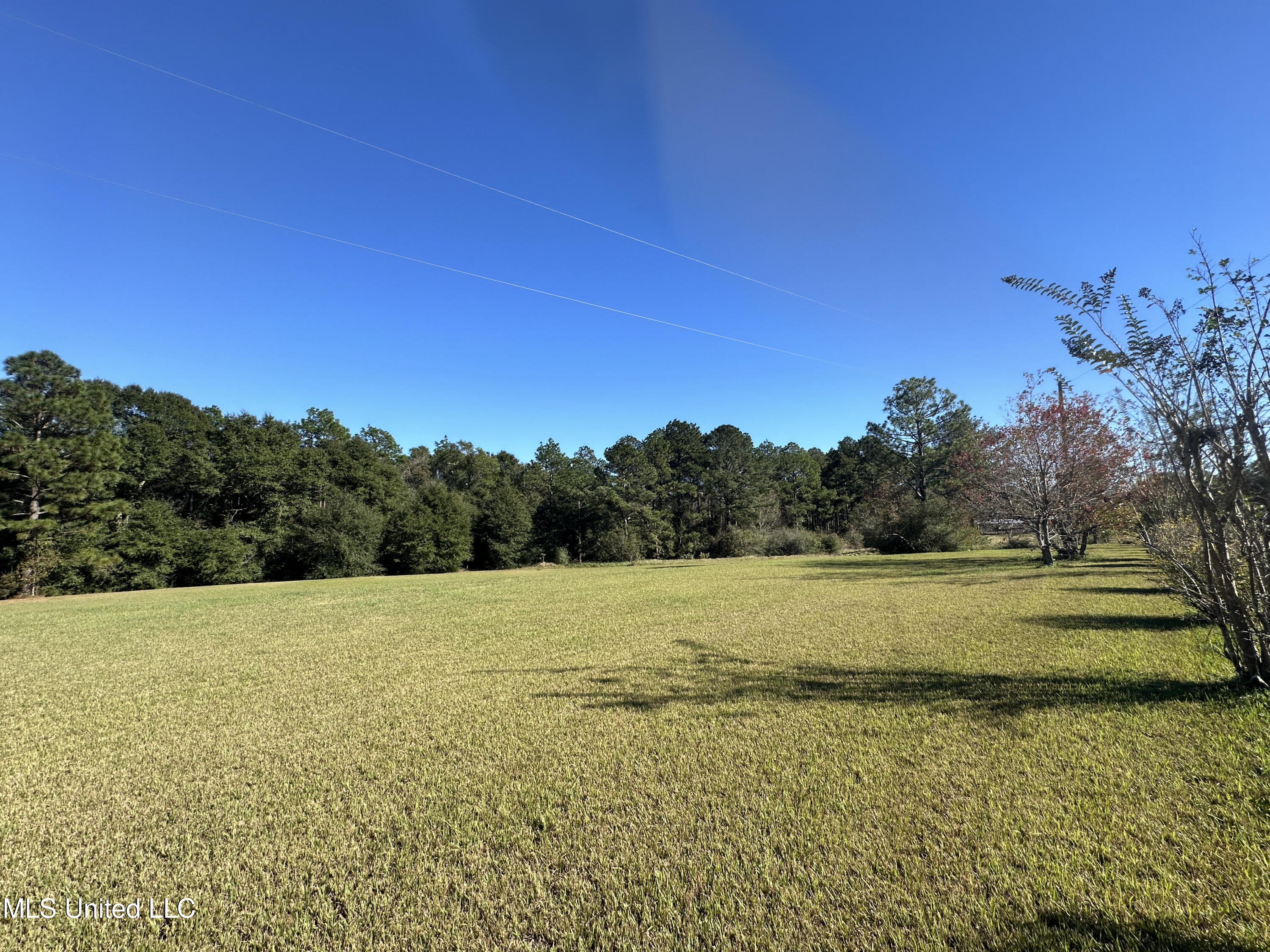 156 Southern Hills Drive, Lucedale, Mississippi image 5