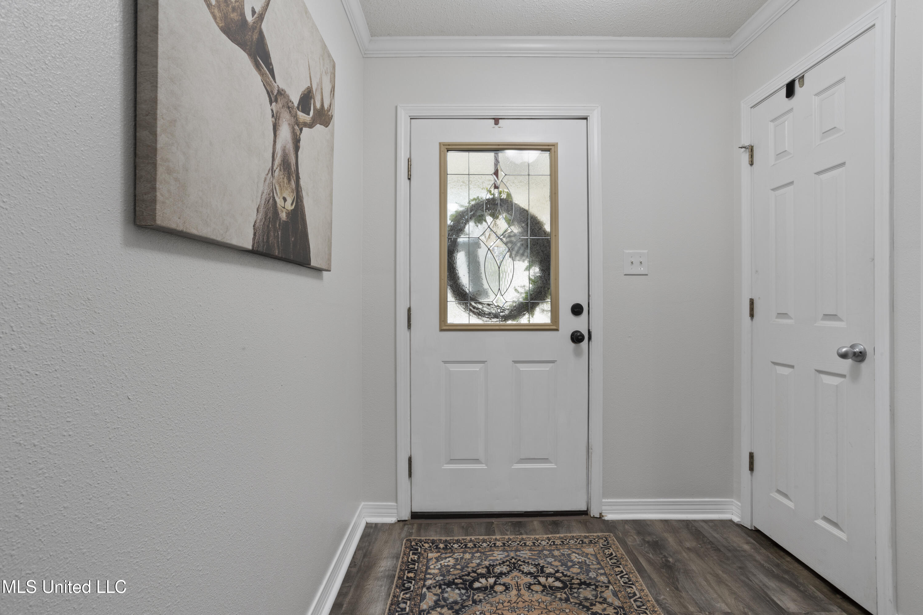 1825 Porpoise Drive, Gautier, Mississippi image 3