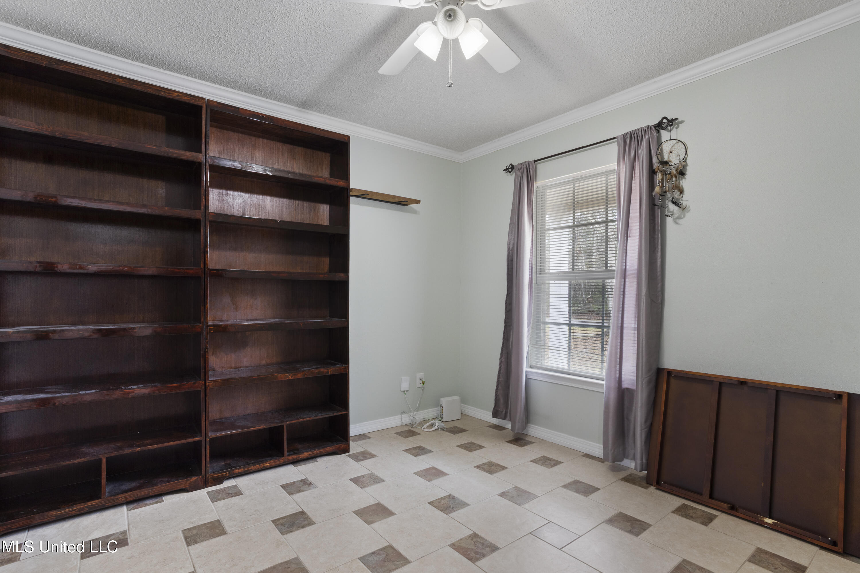 1825 Porpoise Drive, Gautier, Mississippi image 21