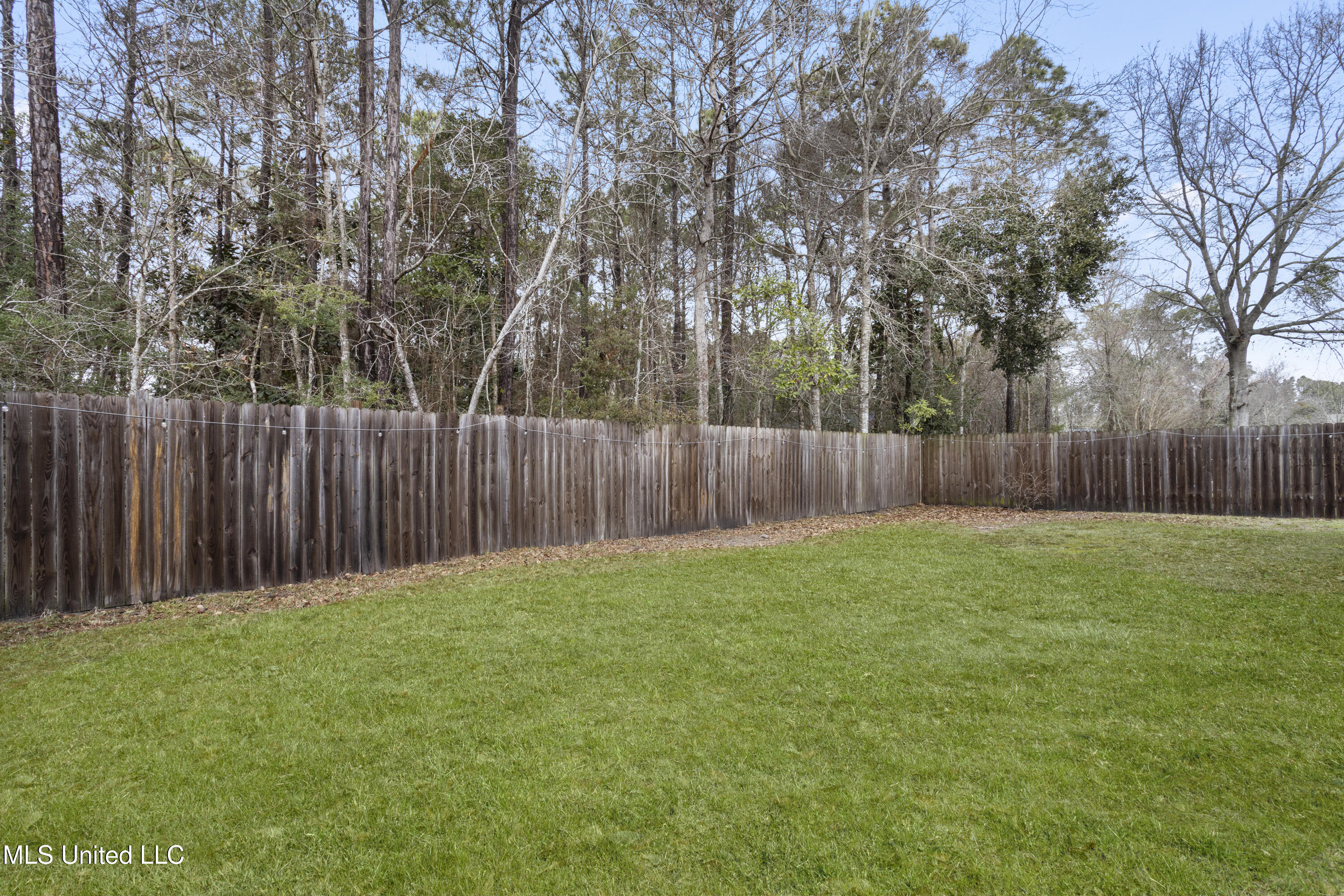 1825 Porpoise Drive, Gautier, Mississippi image 24