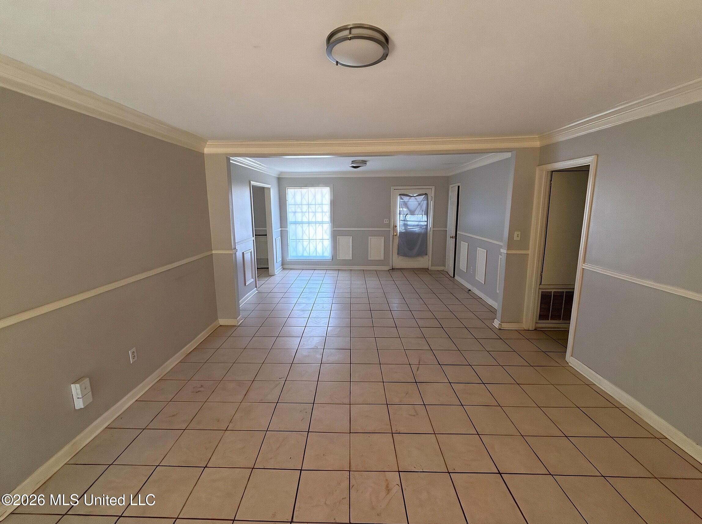 359 Lynwood Lane
