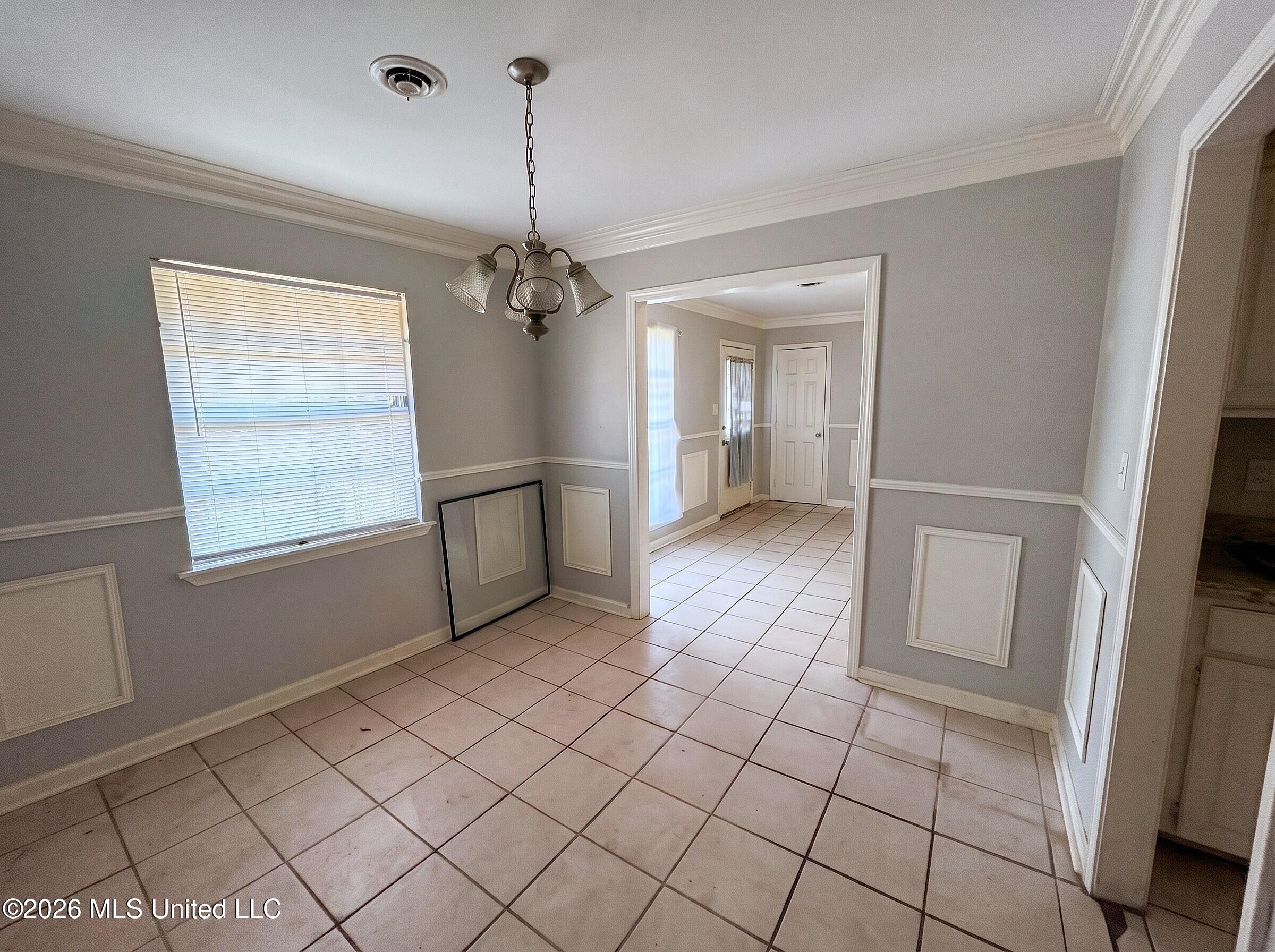 359 Lynwood Lane