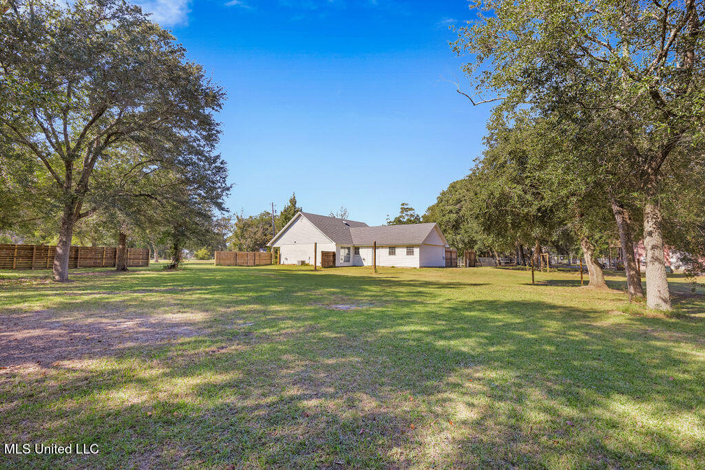 10460 Shorecrest Road, Biloxi, Mississippi image 27