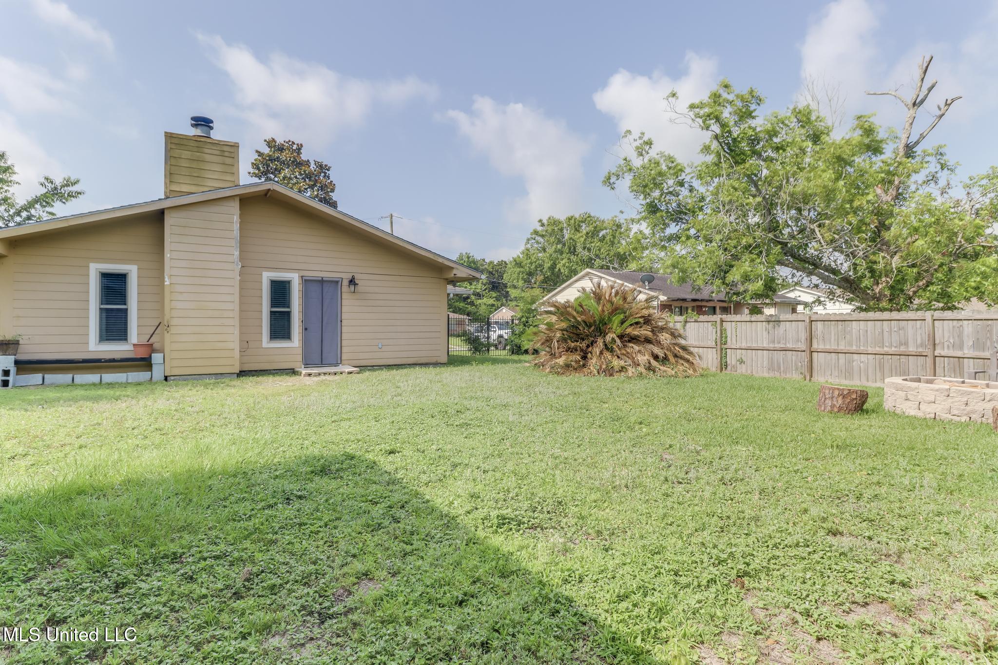 2213 North Street, Gulfport, Mississippi image 23