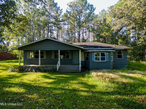 Homes For Sale - 4124 Swilley Road<br/> Wesson, MS 39191