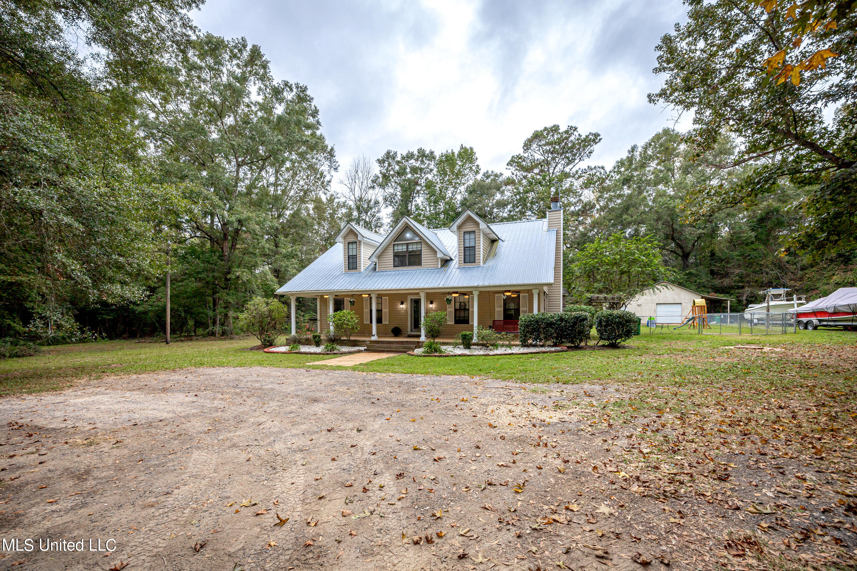 16105 Roberts Road, Vancleave, Mississippi image 4