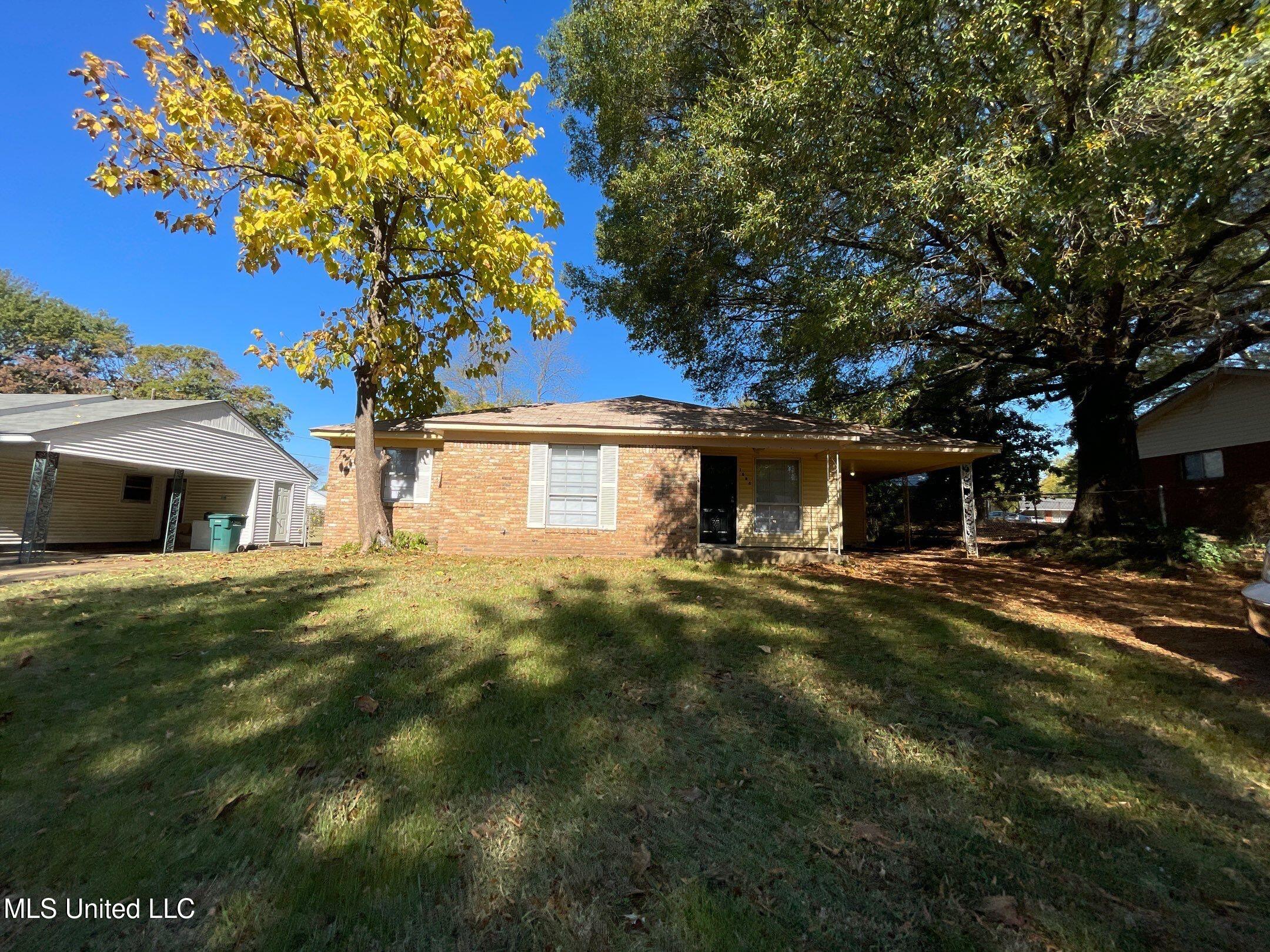 1686 Brookhaven Drive, Southaven, Mississippi image 1