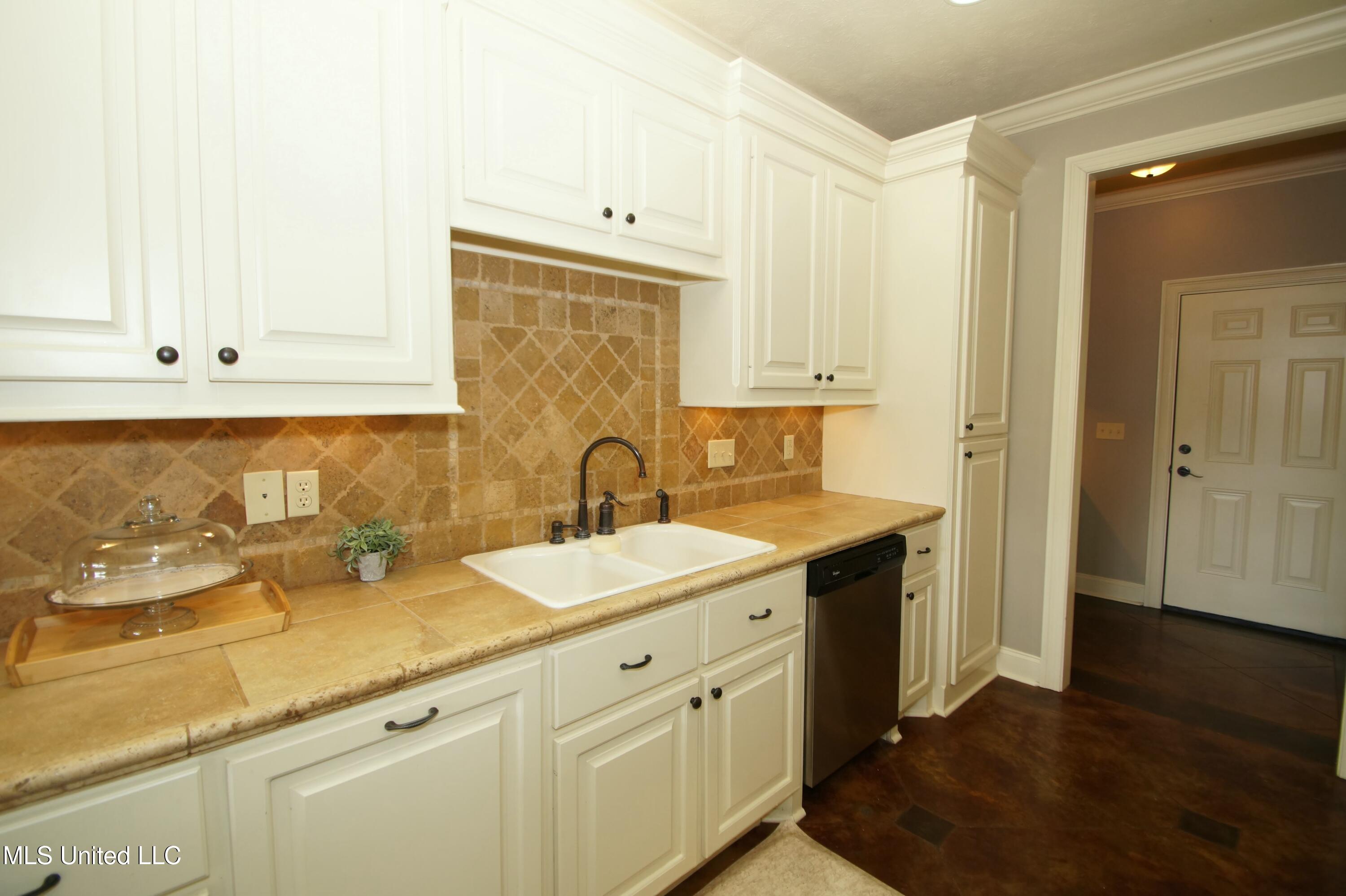 106 Amethyst Lane, Brandon, Mississippi image 11
