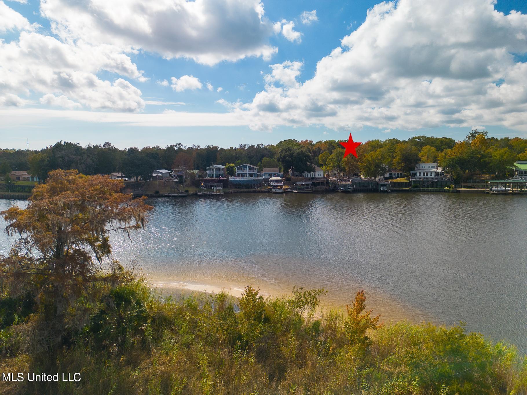 7424 Riverview Street, Gautier, Mississippi image 9