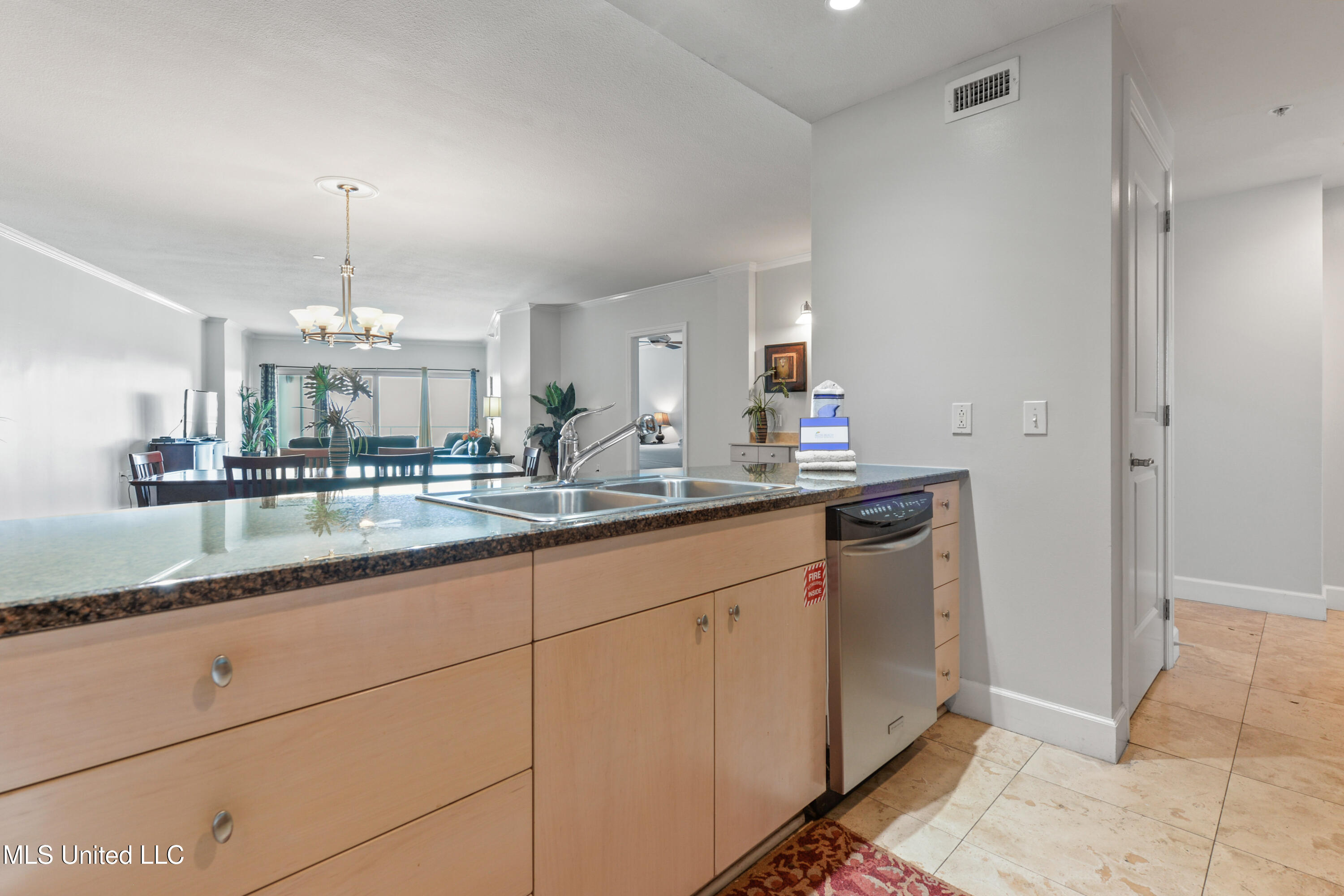 1899 Beach Boulevard #712, Biloxi, Mississippi image 6