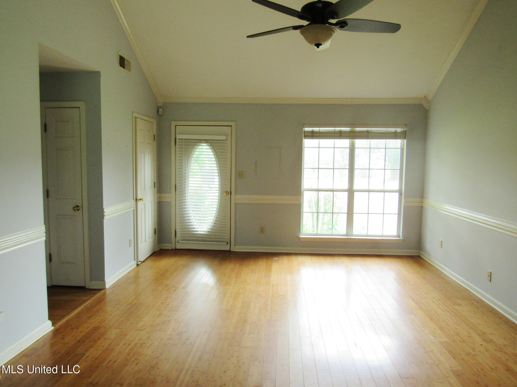 6933 Fox Briar Cove, Walls, Mississippi image 8
