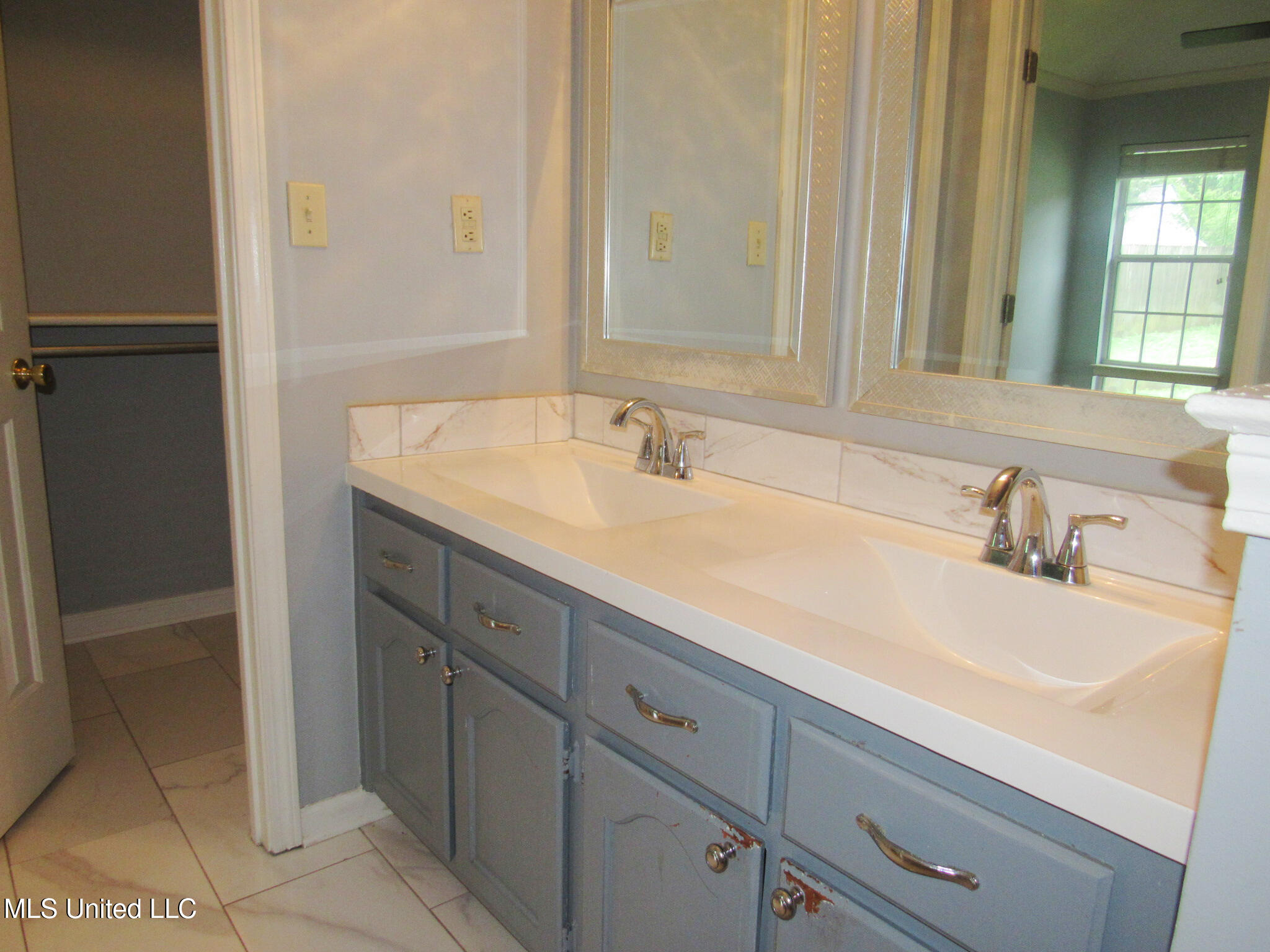6933 Fox Briar Cove, Walls, Mississippi image 16