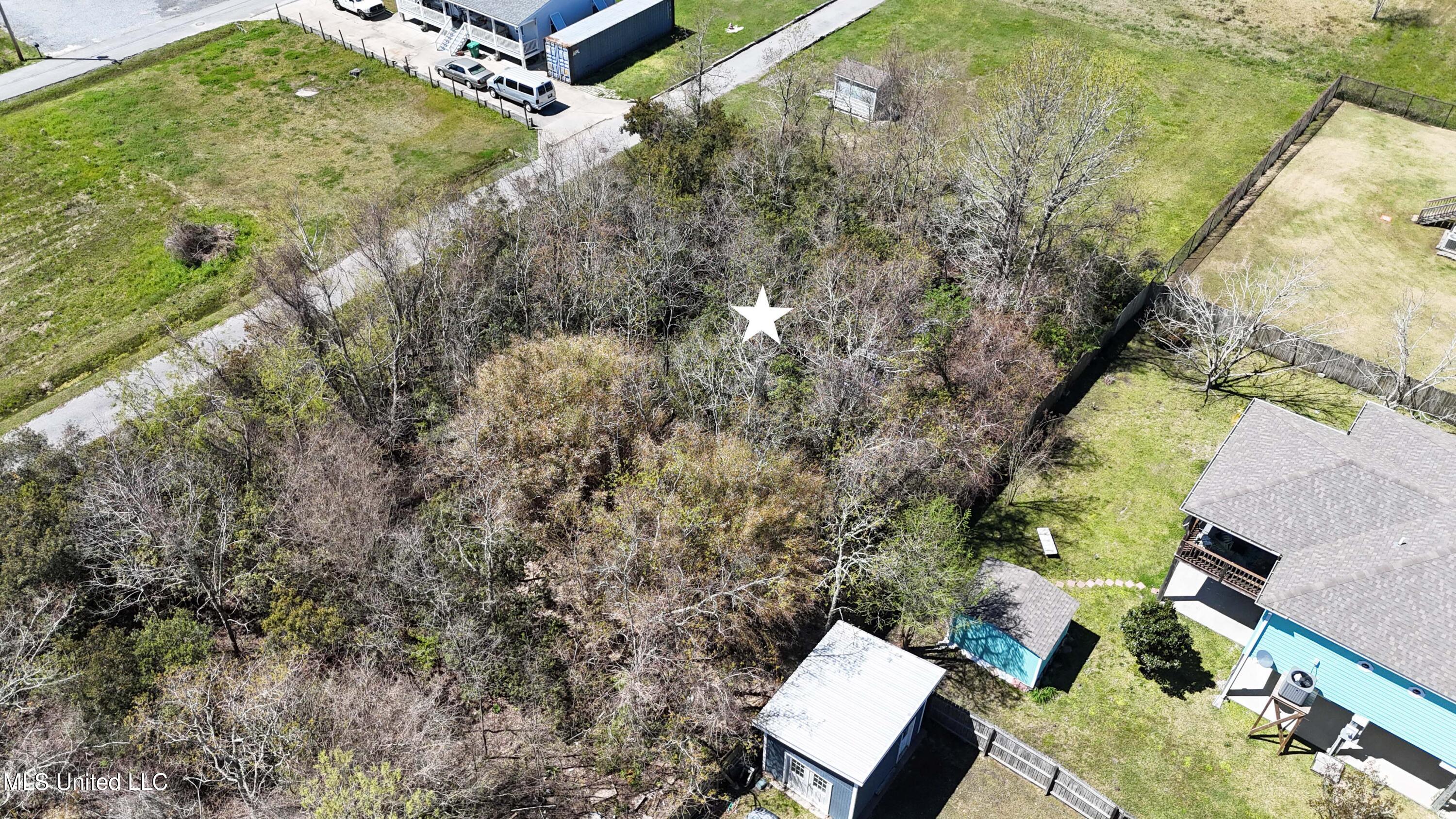 306 Perron Street, Waveland, Mississippi image 7