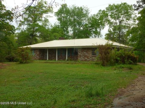 Homes For Sale - 326 Roan Ready Road<br/> Lawrence County, Monticello, MS 39654