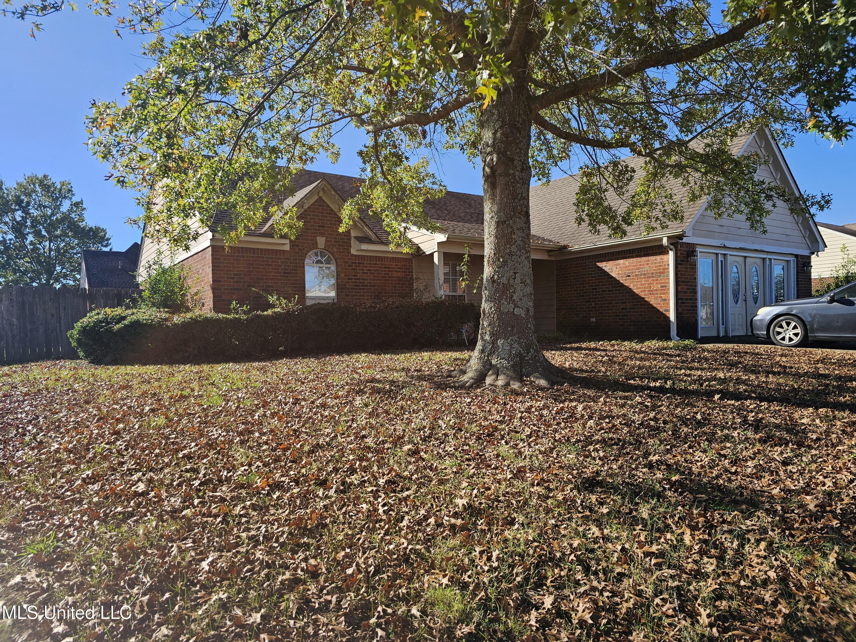 101 Muscadine Drive, Senatobia, Mississippi image 2