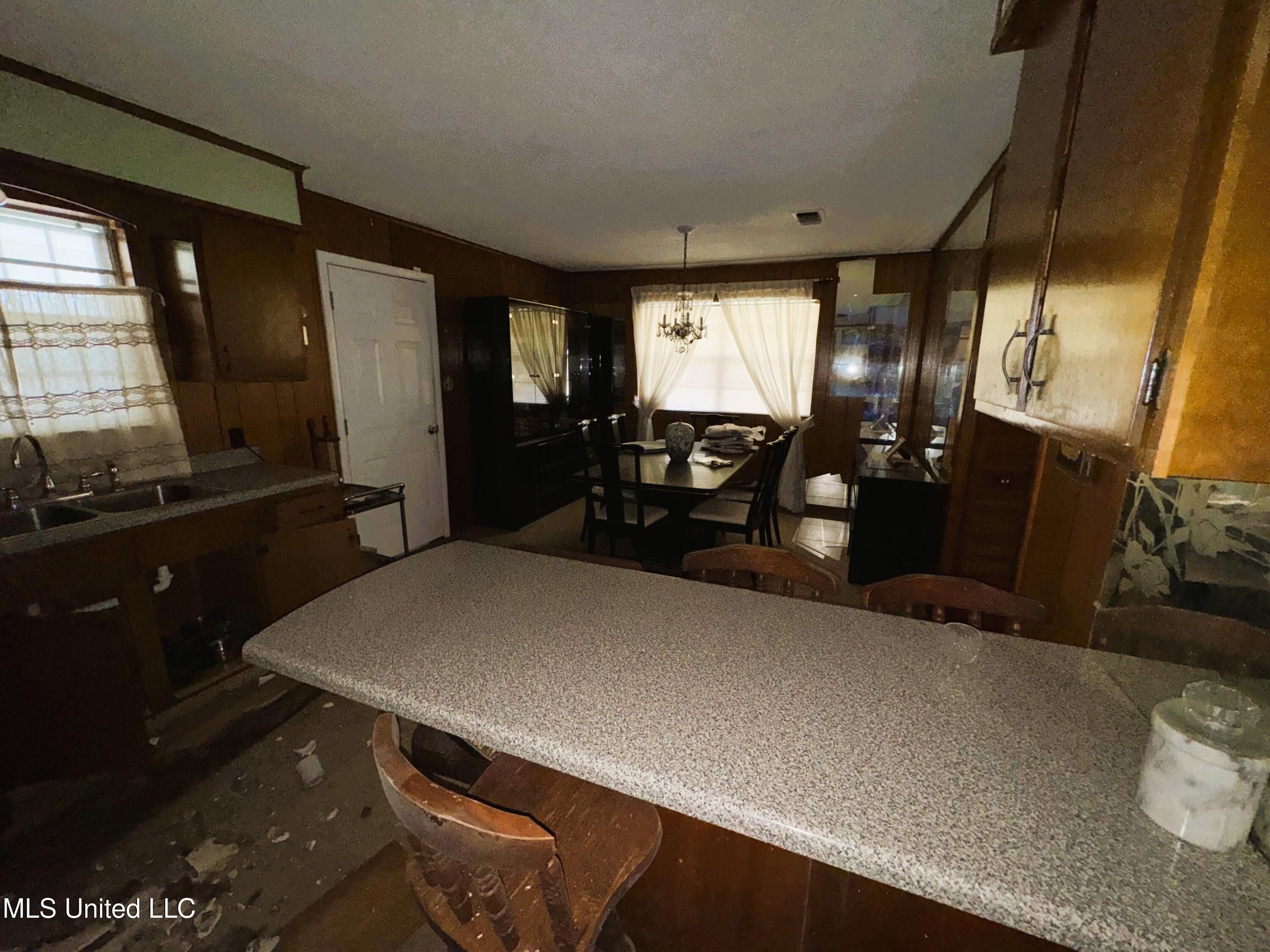8014 34th Avenue, Gulfport, Mississippi image 3